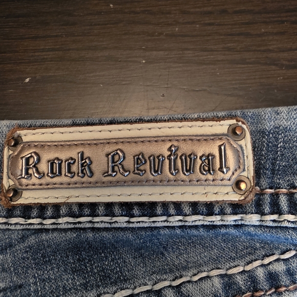 Rock Revival Women's Light Blue Denim Bermuda Shorts - Picture 4 of 8